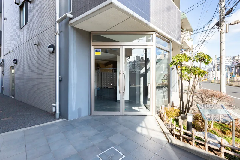 Levi Kameido - Exterior - ["Composite material", "Door", "Apartment"]