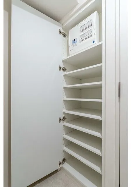 LUMIEC BUNKYO SENGOKU - Interior - ["Shelving", "Shelf", "Locker"]