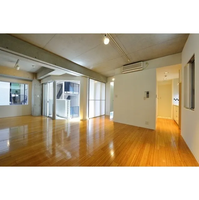 KDX Residence Nihonbashi Ningyocho - Interior - ["Floor", "Wood", "Flooring"]
