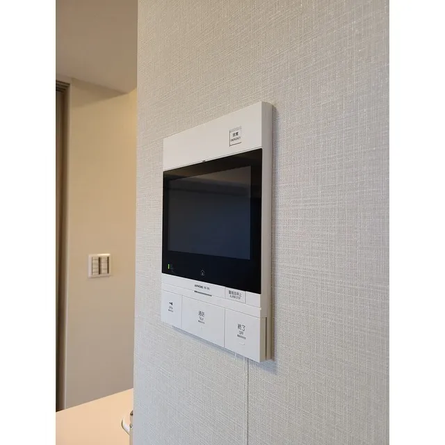 Comforia Higashioi II - Interior - ["Home appliance", "Rectangle", "Computer monitor accessory"]