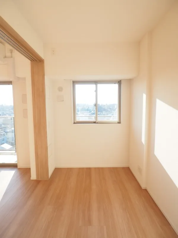 Prince Due Kamiya - Interior - ["Flooring", "Floor", "Wood flooring"]
