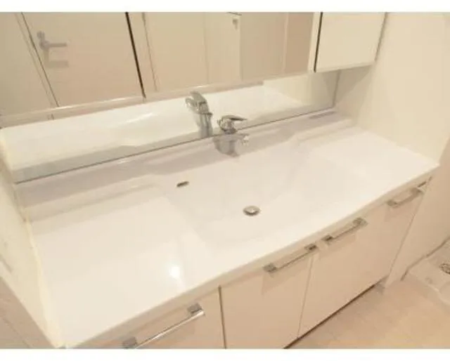 MFPR Meguro Tower - Interior - ["Plumbing fixture", "Sink", "Floor"]