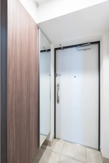 Comforia Takenotsuka East - Interior - ["Flooring", "Wood", "Interior design"]