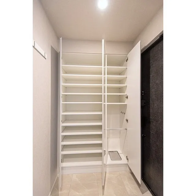 LEFONT PROGRESS SHIBUYA HILLTOP - Interior - ["Fixture", "Wood", "Building"]