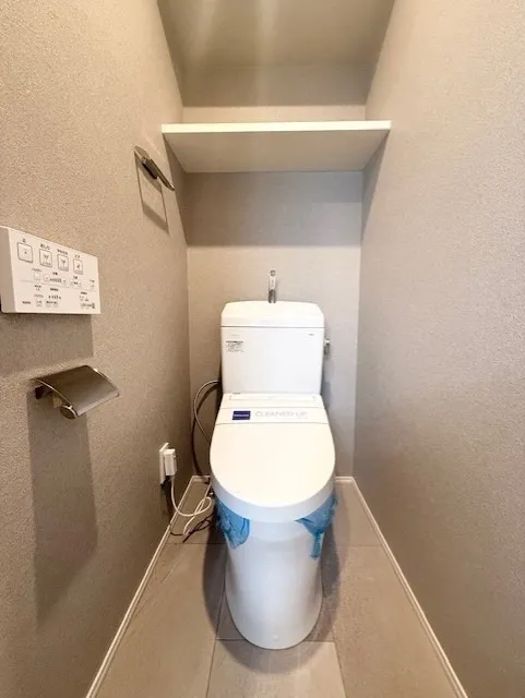 Residia Hiroo Ⅱ - Interior - ["Flooring", "Floor", "Plumbing fixture"]