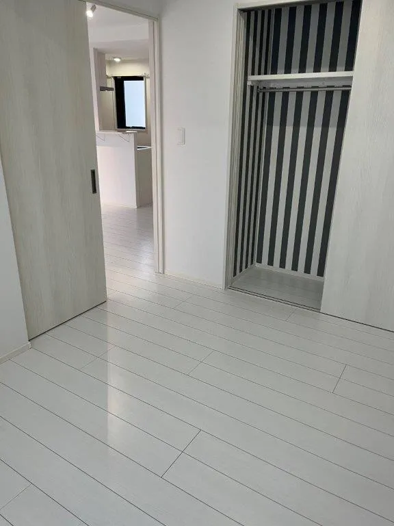 LiveFlat Togoshi - Interior - ["Fixture", "Wood", "Tile flooring"]