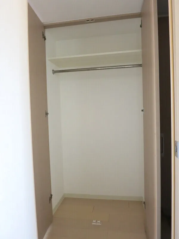 Due Itabashi - Interior - ["Flooring", "Wood", "Floor"]