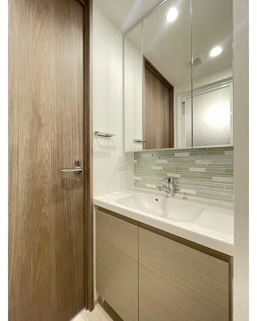 Stylio Kamata West - Interior - ["Flooring", "Floor", "Interior design"]