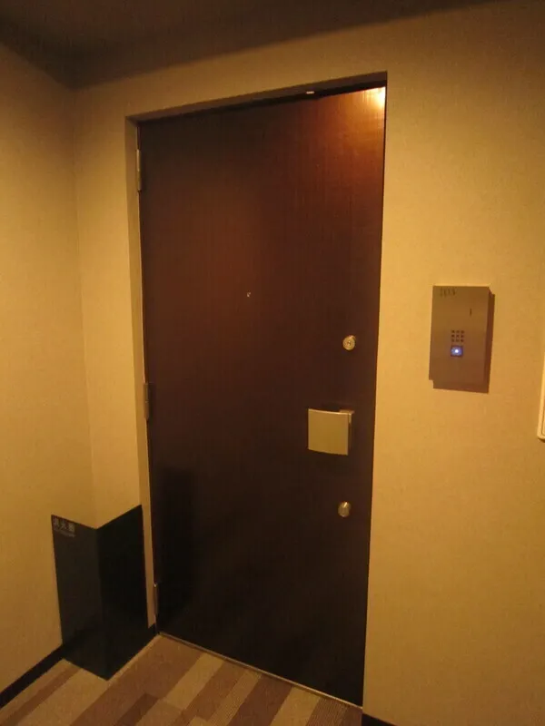 Casa Splendid Azabu-Juban Station - Interior - ["Wood", "Floor", "Door"]
