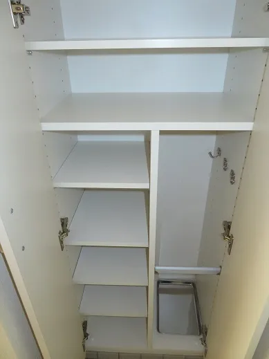 LaQus Residence Higashi-Shinjuku - Interior - ["Wood", "Shelving", "Flooring"]