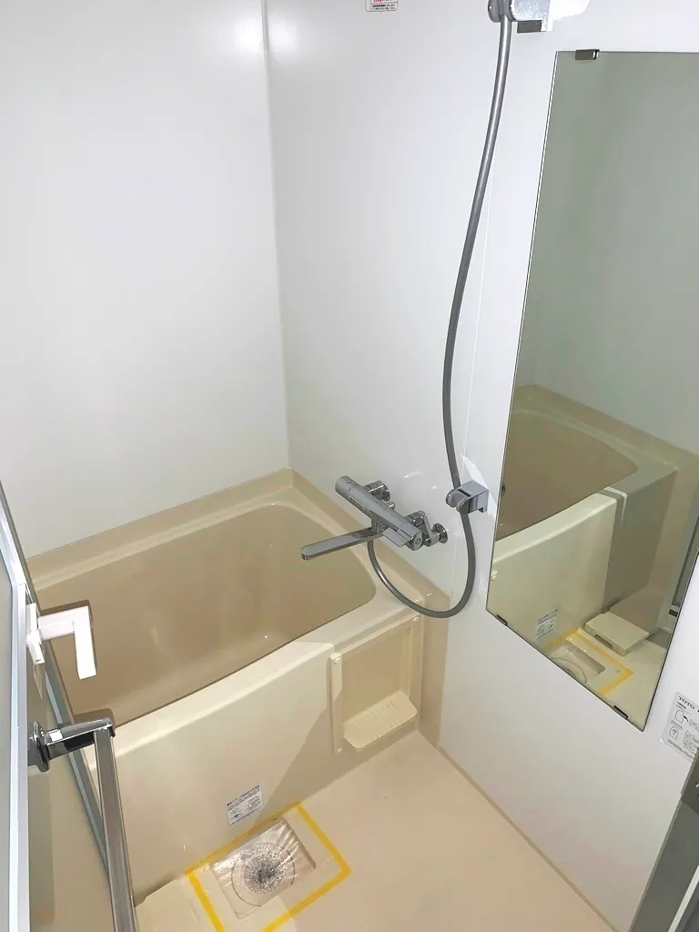 Regalo Ochanomizu I - Interior - ["Plumbing fixture", "Plumbing", "Bathroom"]
