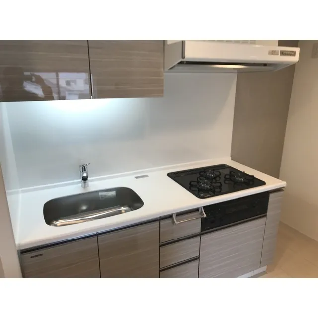 Asyl Court Nishimagome - Interior - ["Cabinetry", "Countertop", "Kitchen appliance"]