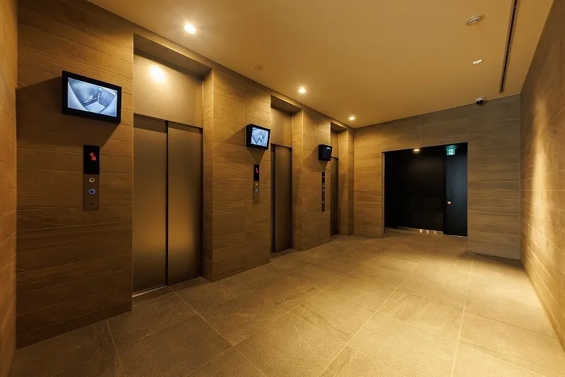Hmlet Suitengumae - Other - ["Flooring", "Floor", "Ceiling"]