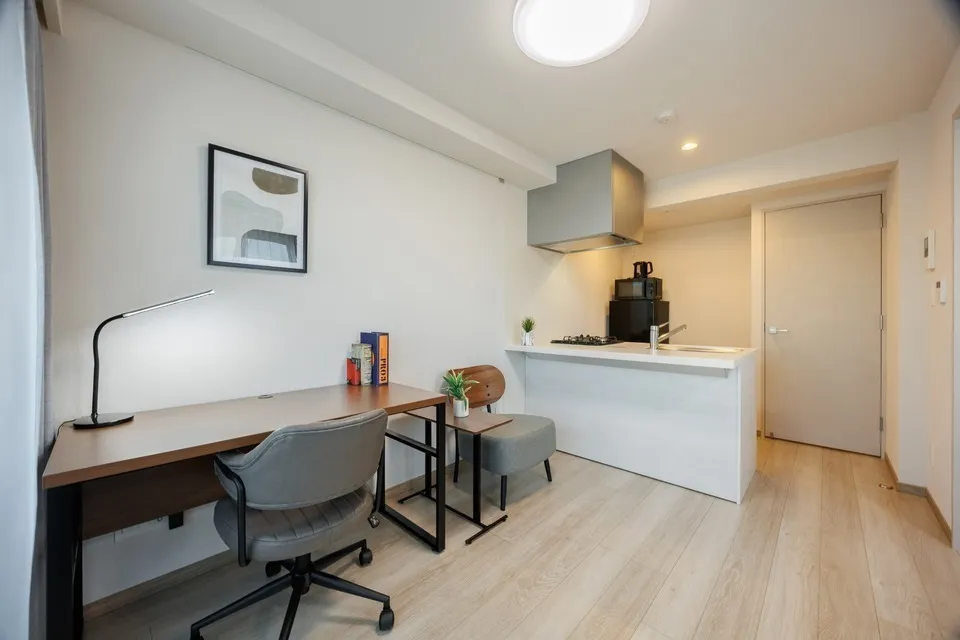 Hmlet Kitashinjuku - Interior - ["Furniture", "Interior design", "Desk"]