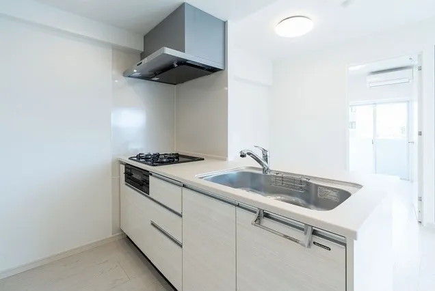 Comforia Oji - Interior - ["Tap", "Cabinetry", "Sink"]