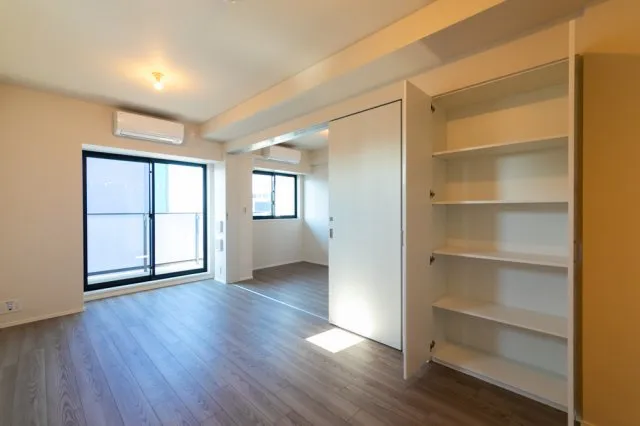 Proud Flat Asakusa Diage - Interior - ["Flooring", "Floor", "Ceiling"]