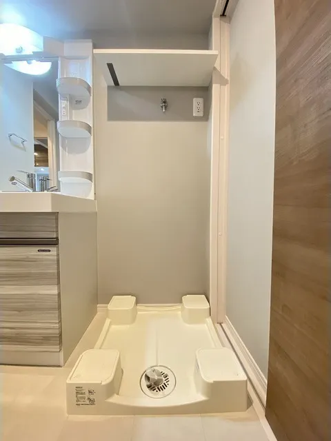 HF Shimoakatsuka Residence - Interior - ["Wood", "Interior design", "Flooring"]