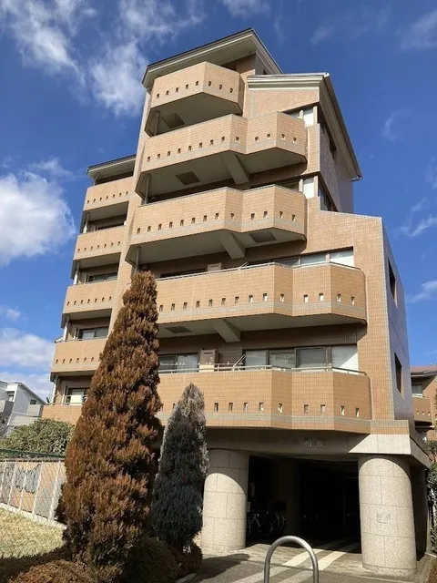 Crest Izumi - Exterior - ["Sky", "Cloud", "Building"]