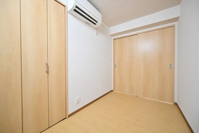 CENTRAL GARDEN RESIDENCE TOKYO - Interior - ["Flooring", "Floor", "Wood"]