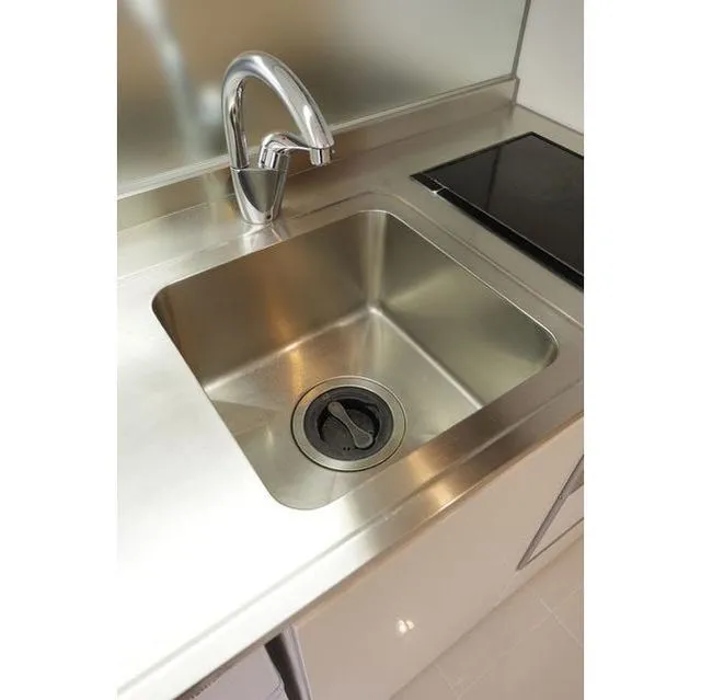 Frontier Residence The Tower Shinagawa - Interior - ["Kitchen appliance", "Tap", "Kitchen sink"]