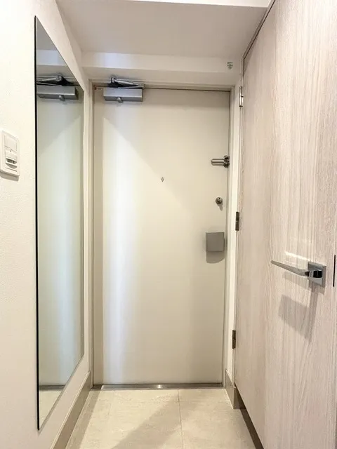 Comforia Liv Nagafukucho - Interior - ["Wood", "Flooring", "Floor"]