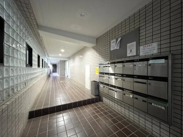White Castle Kamisaginomiya - Exterior - ["Flooring", "Floor", "Ceiling"]