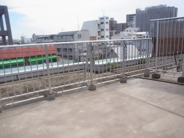 Prime Urban Nishi-Ogikubo II - Interior - ["Handrail", "Composite material", "Fence"]