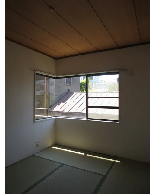 Elgan Gakugei Daigaku - Interior - ["Wall", "Wood", "Ceiling"]