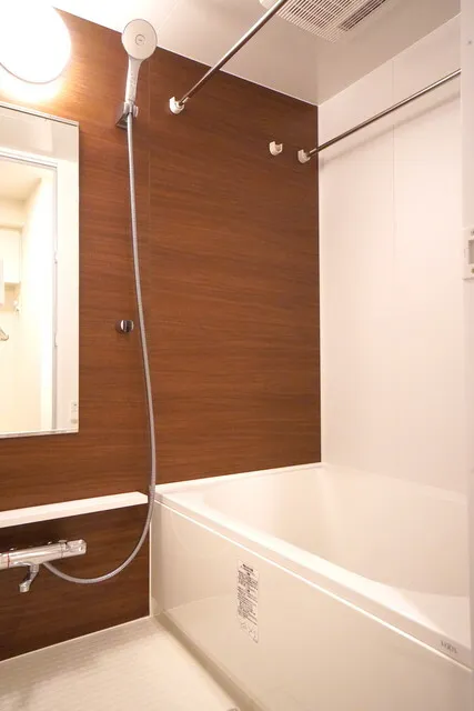 J.GRAN Court Shinagawa Nishioi WEST - Interior - ["Bathtub", "Wood", "Fixture"]