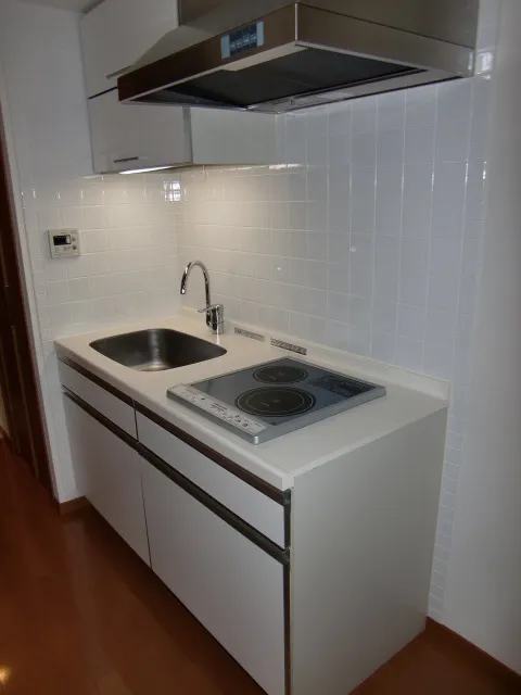 Residia Bunkyo Hongo - Interior - ["Kitchen", "Kitchen Sink", "Major appliance"]
