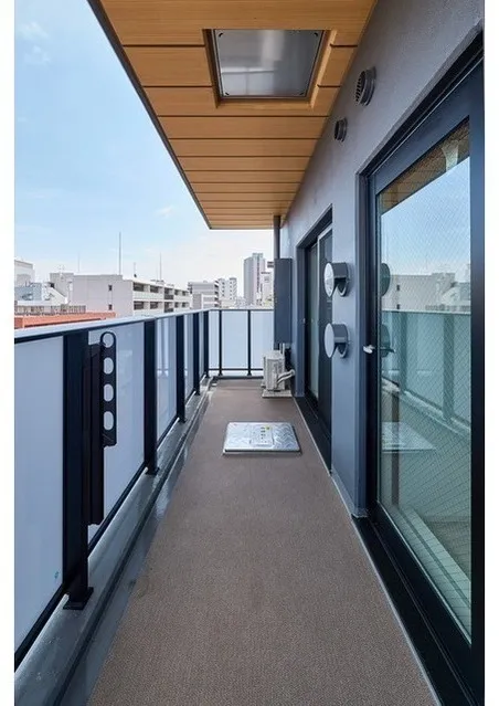Comforia Liv Monzen-Nakacho East - Interior - ["Floor", "Apartment", "Balcony"]