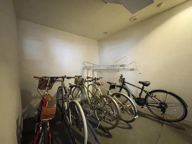 Elstanza Shirokanedai - Other - ["Bicycle", "Bicycle wheel", "Bicycle tire"]