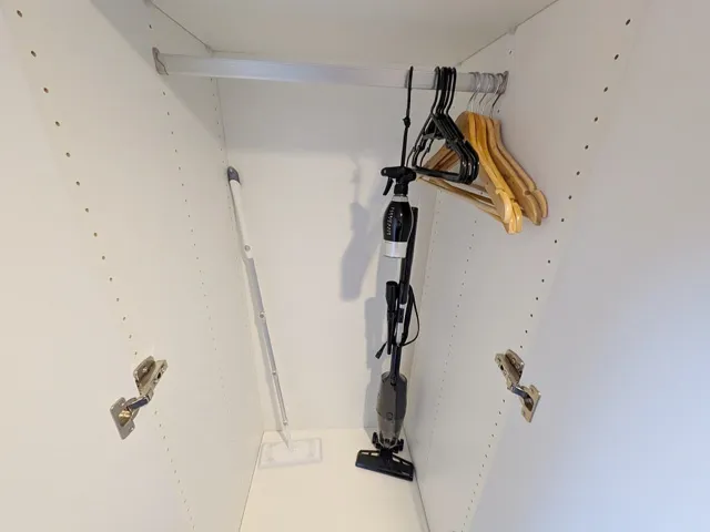 Makes Design Shiba Park - Interior - ["Electrical cable", "Household hardware", "Electrical Supply"]