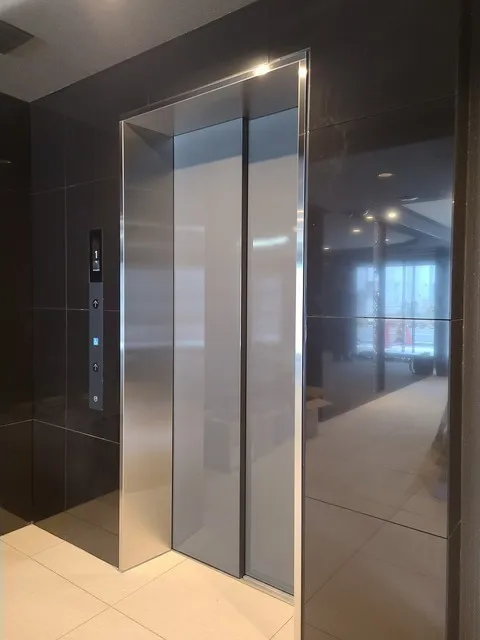Comforia Higashioi I - Other - ["Flooring", "Floor", "Glass"]