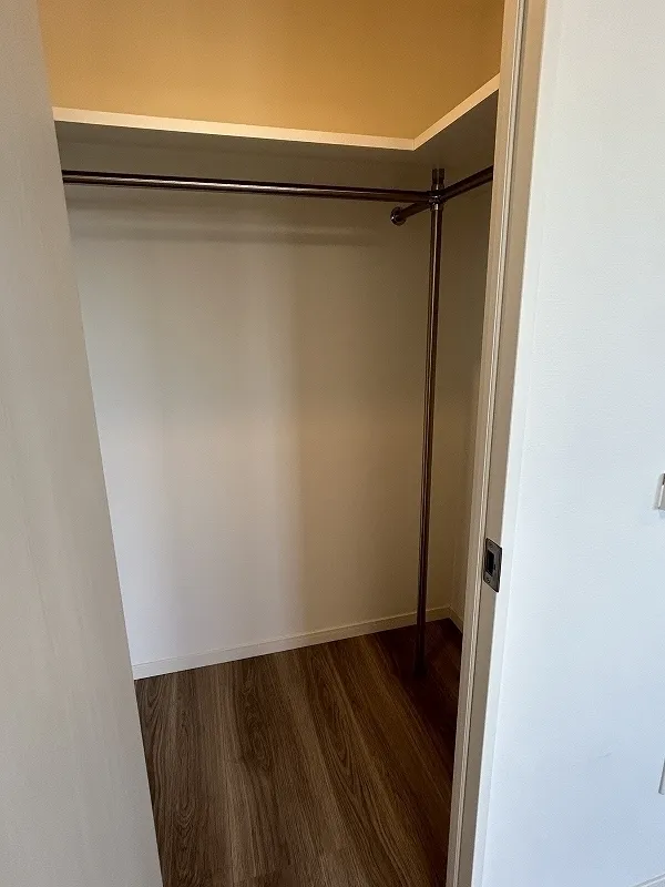 Prime Urban Taito Negishi - Interior - ["Wood", "Flooring", "Floor"]