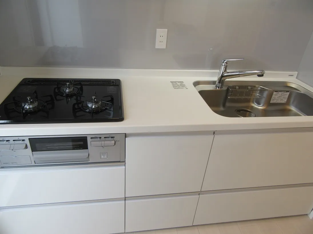 Due Nerima - Interior - ["Kitchen", "Major appliance", "Kitchen Appliance"]