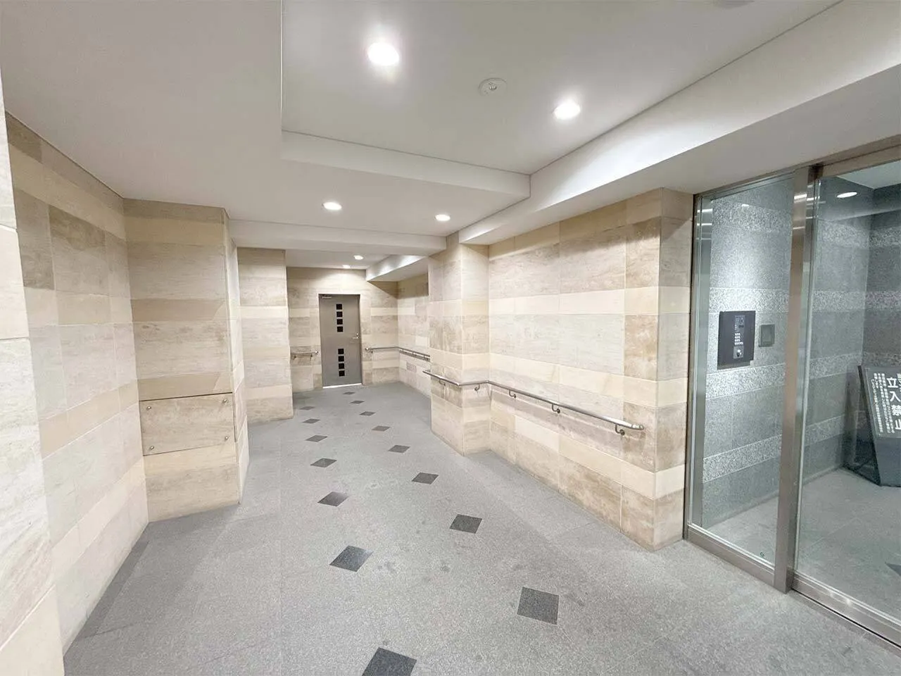 Mynavi STAY Ochanomizu Surugadai - Exterior - []