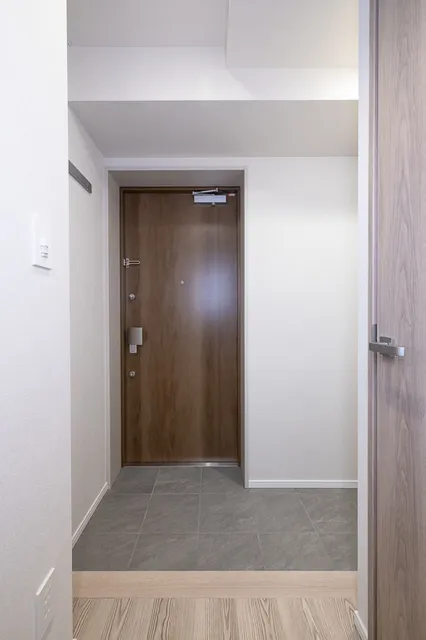 Monolith Hiroo - Interior - ["Flooring", "Floor", "Wall"]