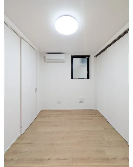 CLK Higashijujo - Interior - ["Ceiling", "Flooring", "Wood"]