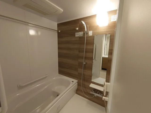 Park Tower Kachidoki South Building - Interior - ["Flooring", "Floor", "Plumbing fixture"]
