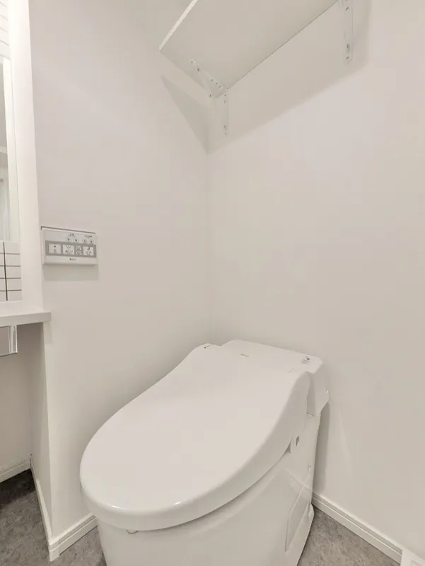 The Trias Togoshiginza - Interior - ["Plumbing fixture", "Flooring", "Floor"]