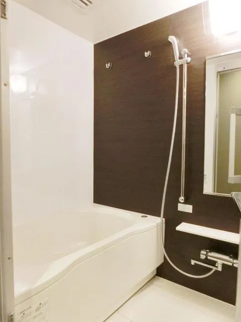 Park Axis Shibuya Kamiyamacho - Interior - ["Shower head", "Plumbing fixture", "Building"]