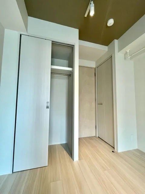 Residia Minami Shinagawa Place - Interior - ["Flooring", "Wood", "Floor"]