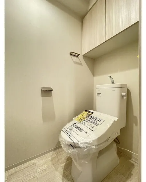 Comforia Liv Minamisunamachi East - Interior - ["Toilet seat", "Flooring", "Plumbing fixture"]