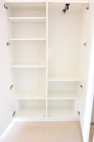 Prime Urban Hatsudai - Interior - ["Wood", "Cupboard", "Cabinetry"]