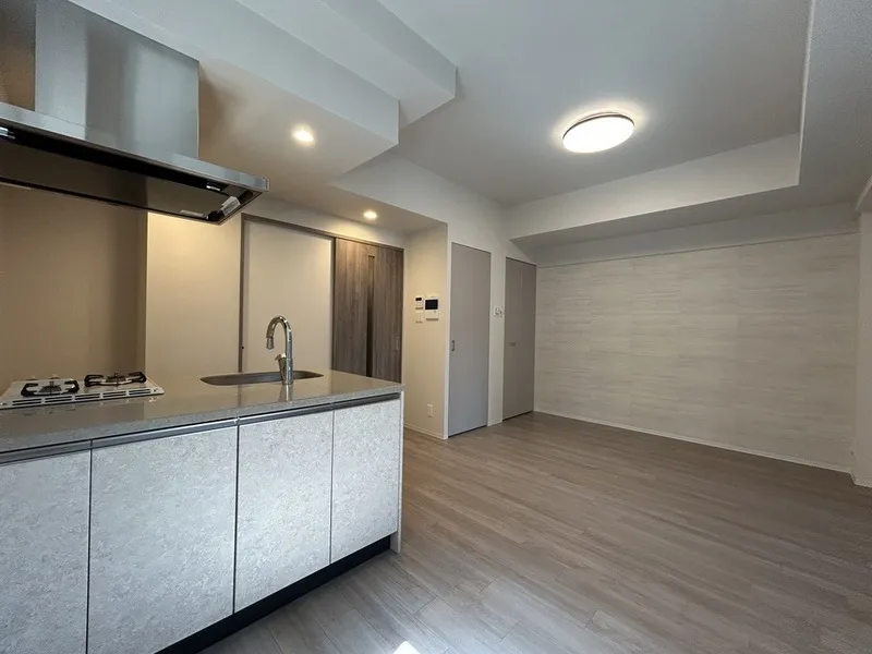 Eslead Residence Osaka Tanimachi The Marks - Interior - ["Flooring", "Interior design", "Floor"]