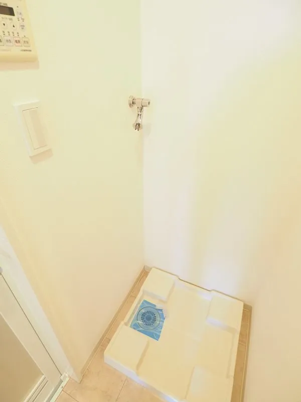 Residia Bunkyo Otowa II - Interior - ["Tile flooring", "Wood", "Fixture"]
