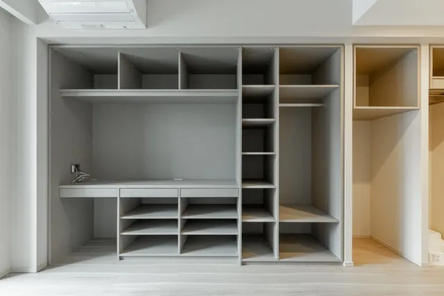 Maison Calm Nihonbashi Bakurocho - Interior - ["Furniture", "Shelf", "Cabinetry"]