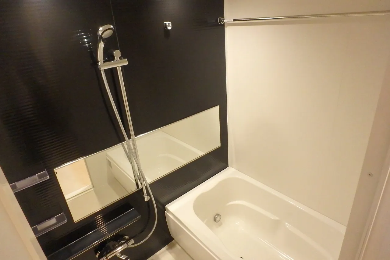 Gran Casa Oshima - Interior - ["Brown", "Plumbing fixture", "Property"]