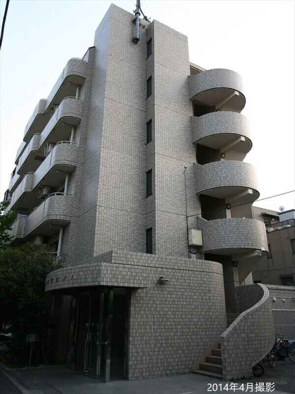 Maison Takanoha - Exterior - ["Wall", "Composite material", "Concrete"]